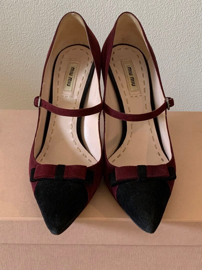 Miumiu ストラップパンプス38.5 スウェード　ディープパープル×ブラック