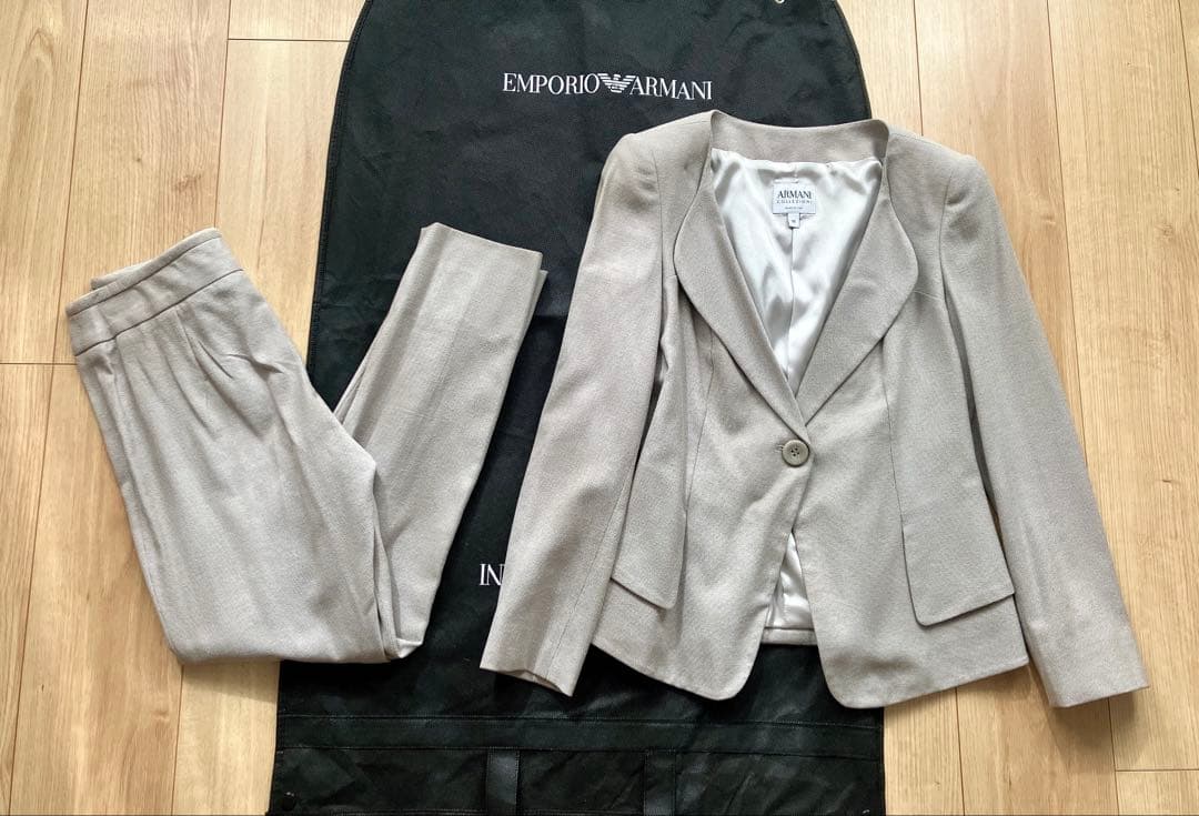 ARMANI COLLEZIONI アルマーニ スーツ セットアップ レディース ARMANI COLLEZIONI - アルマーニ コレッツォーニ ARMANI COLLEZIONI