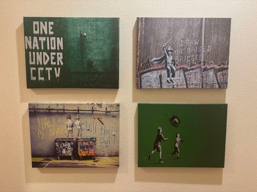 バンクシー　アートパネル8枚セット バンクシー デザイン 日本正規ライセンスの壁掛けアート アートパネル