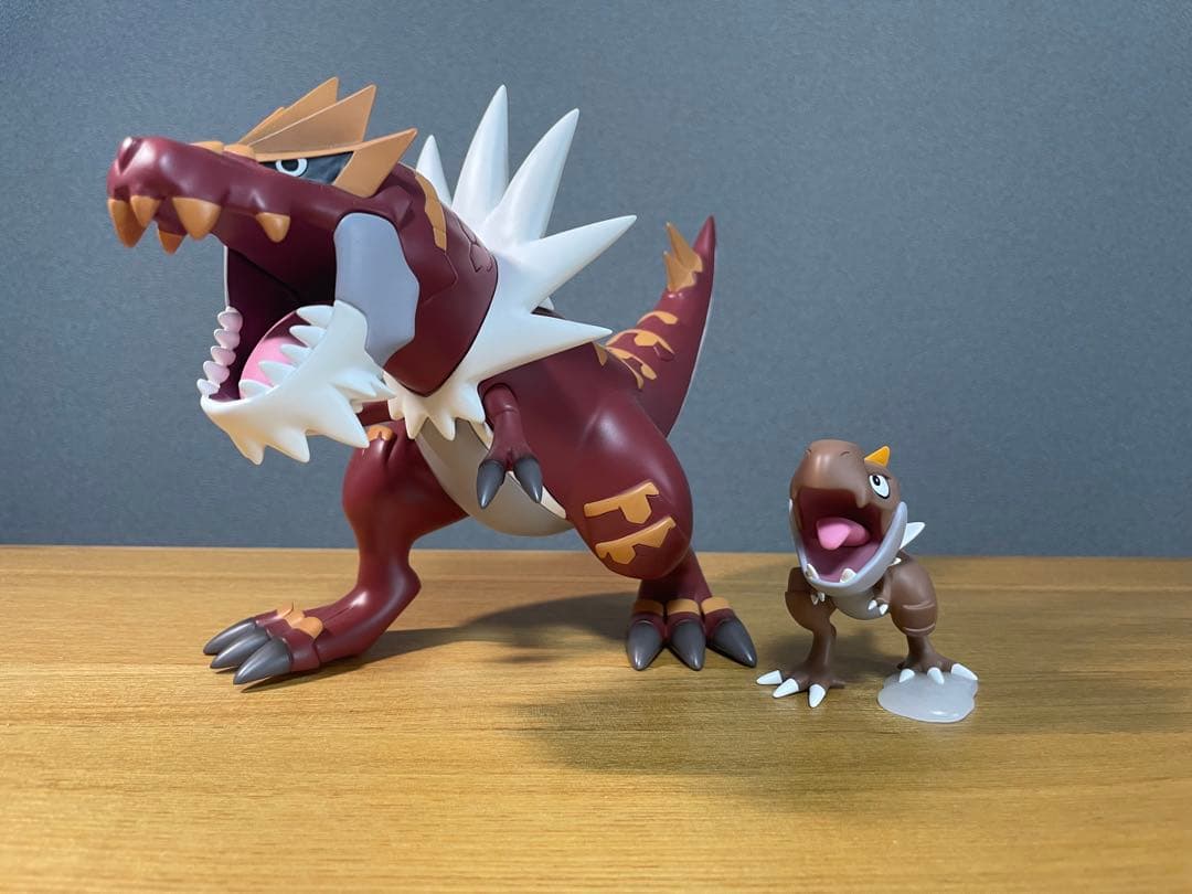 ガチゴラス　チゴラス　フィギュア