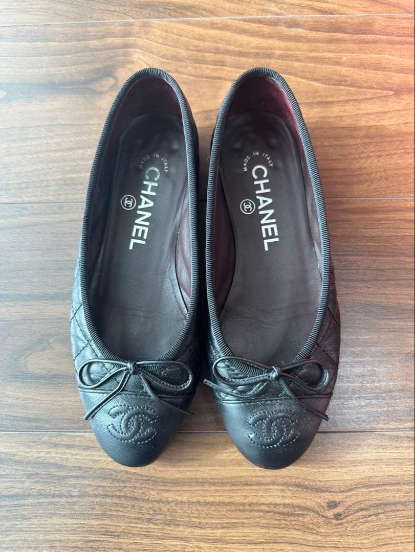 CHANELバレーシューズ23年購入 23P 新品そっくりさん⭐CHANELシャネル バレエシューズ 36C – マダム