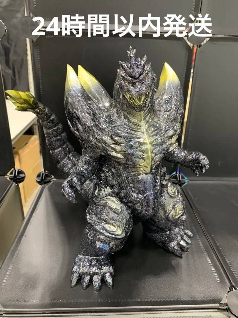 ラスト1点 ワンフェス frogtreeスペースゴジラ vinyl artソフビ - メルカリ