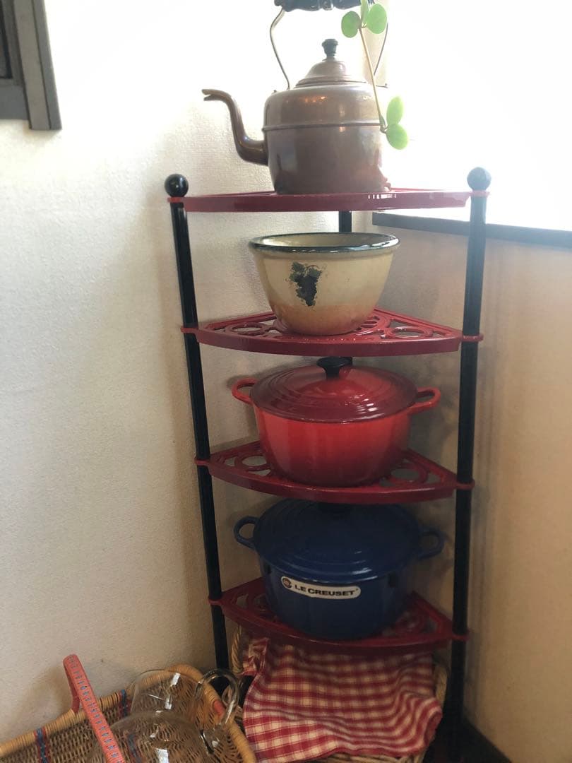 美品】ル・クルーゼ ポットスタンド チェリーレッド - メルカリ