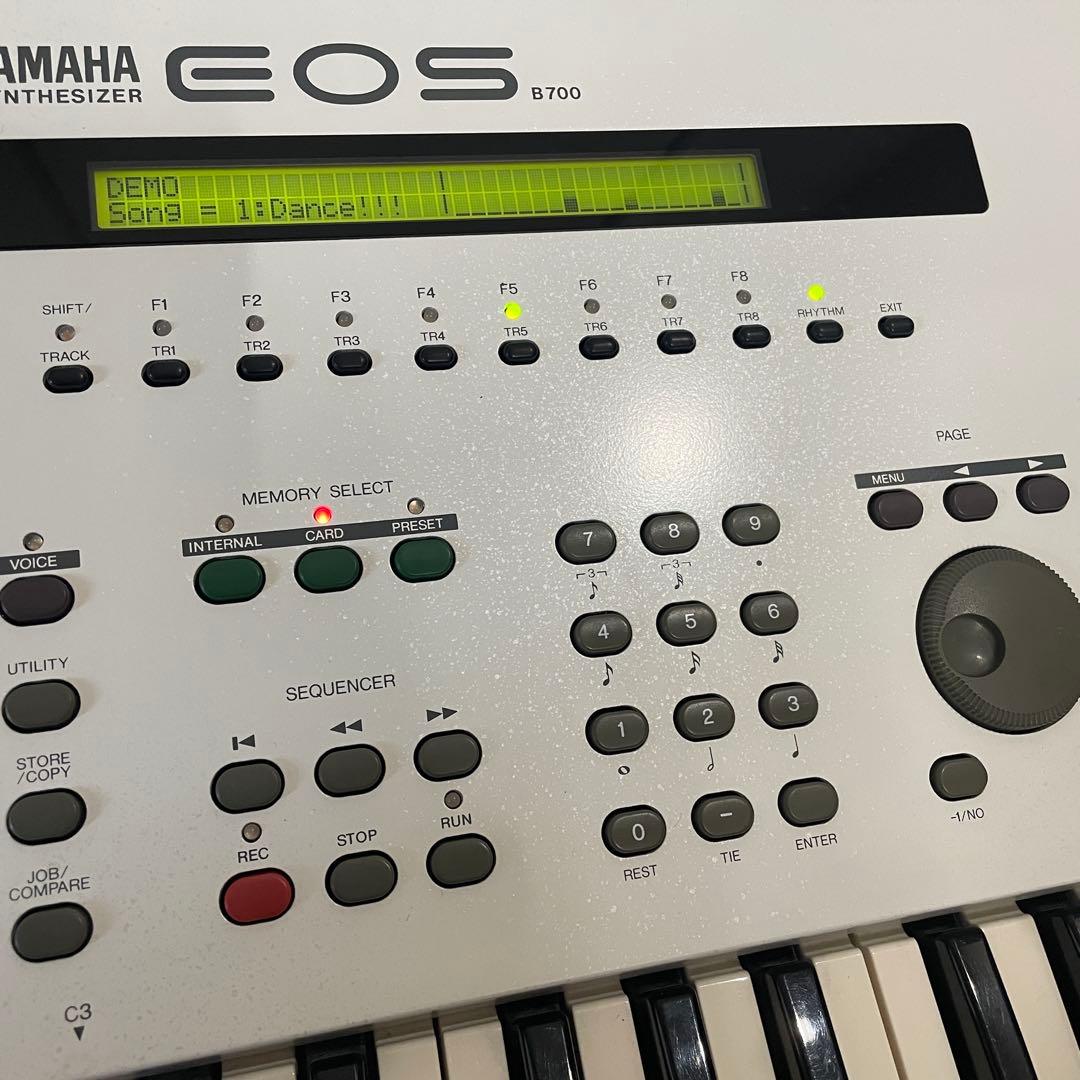ヤマハ YAMAHA EOS B700 オールインワン シンセサイザー 小室哲哉