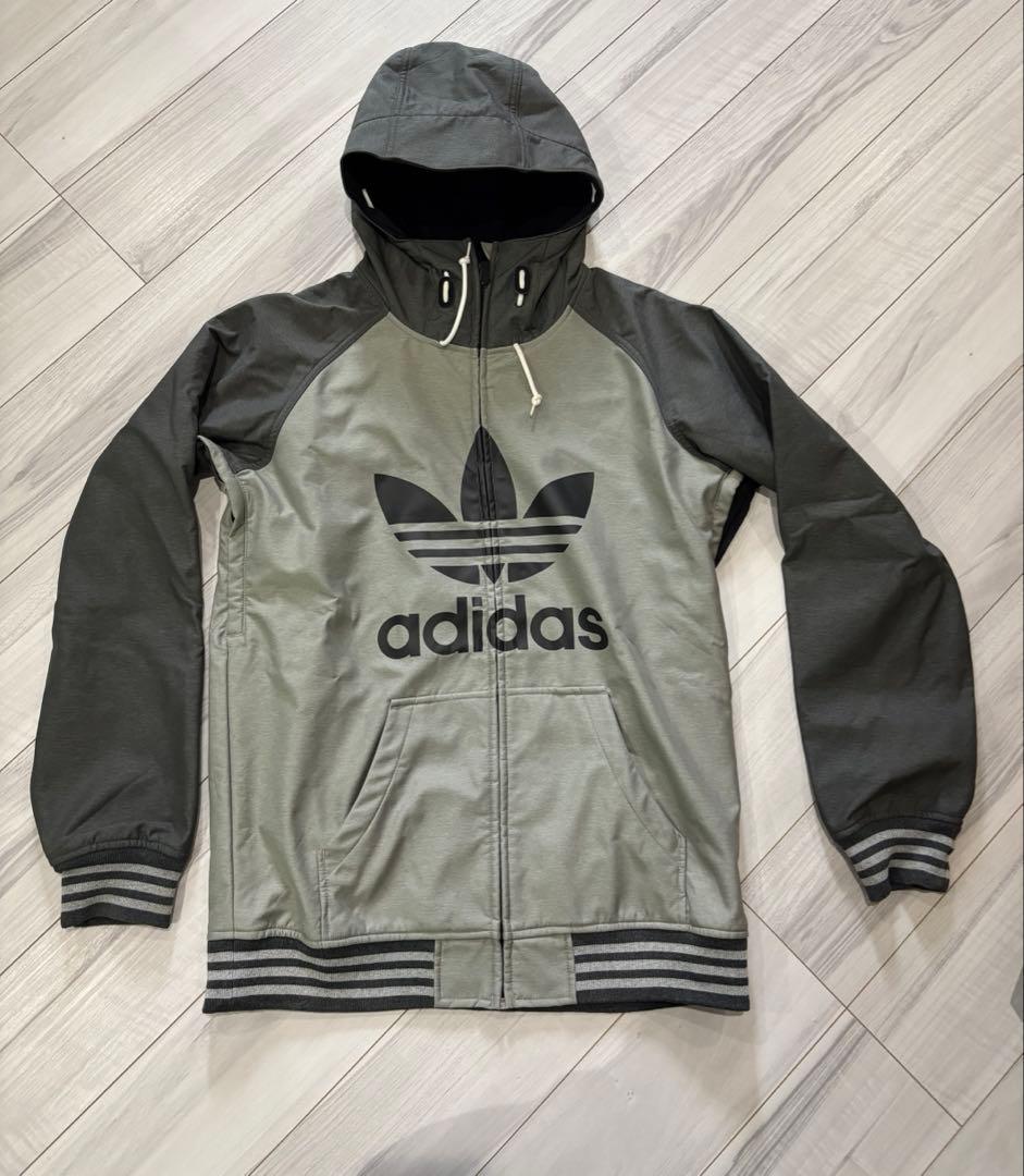 adidas スノボウェア