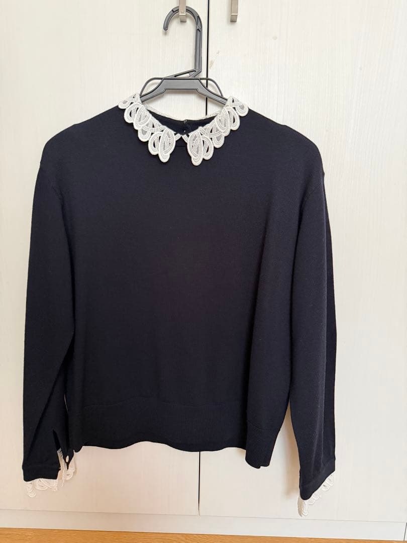 23区　ネイビー レース襟 長袖ニット　38(9号）クリーニング済み