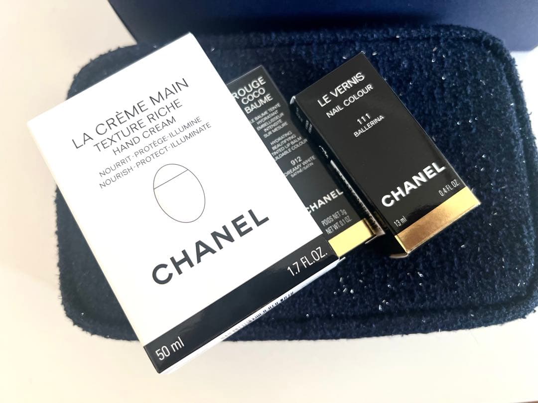 限定品CHANEL リップ＆ネイルケア特別ポーチセット