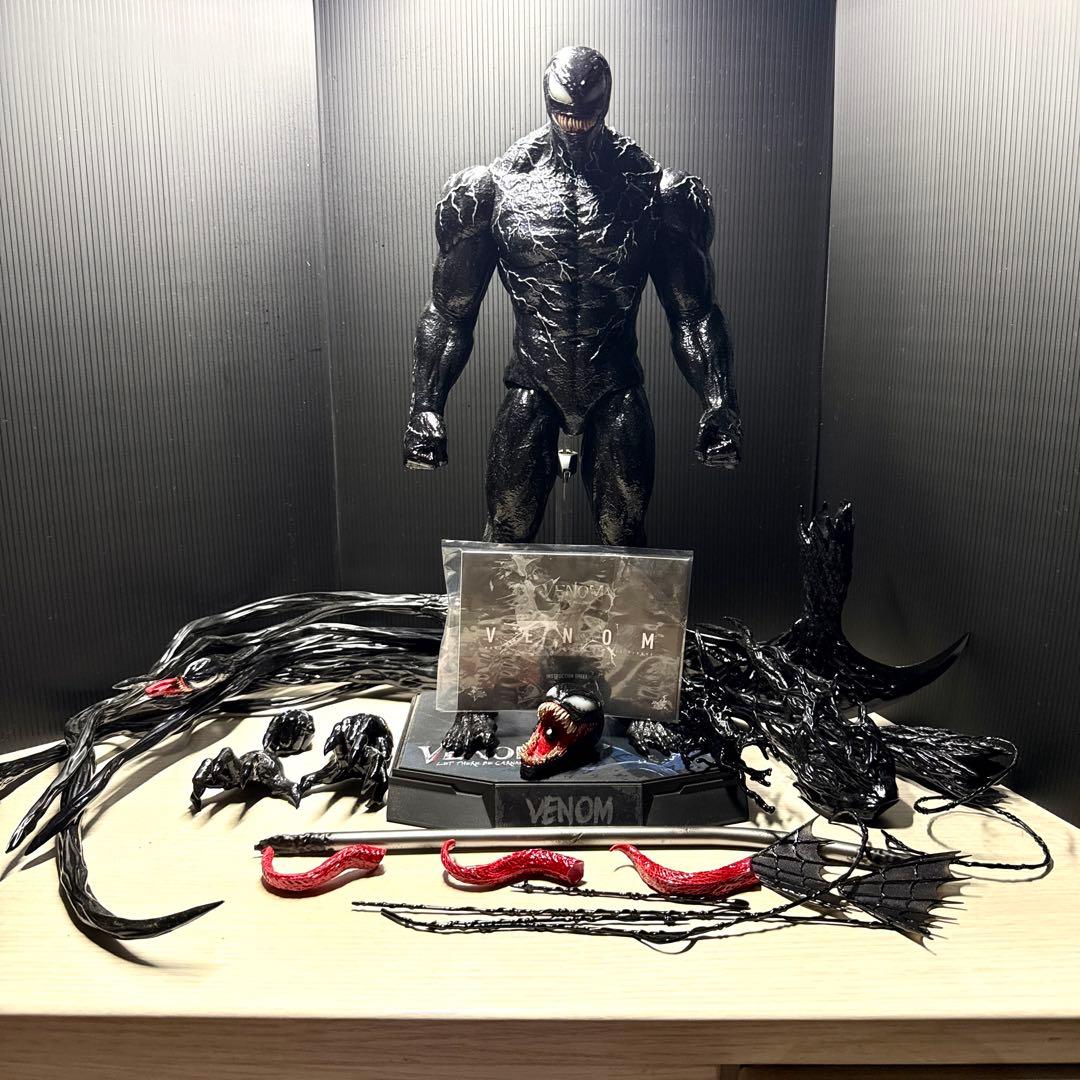 ホットトイズヴェノムおまけ付き