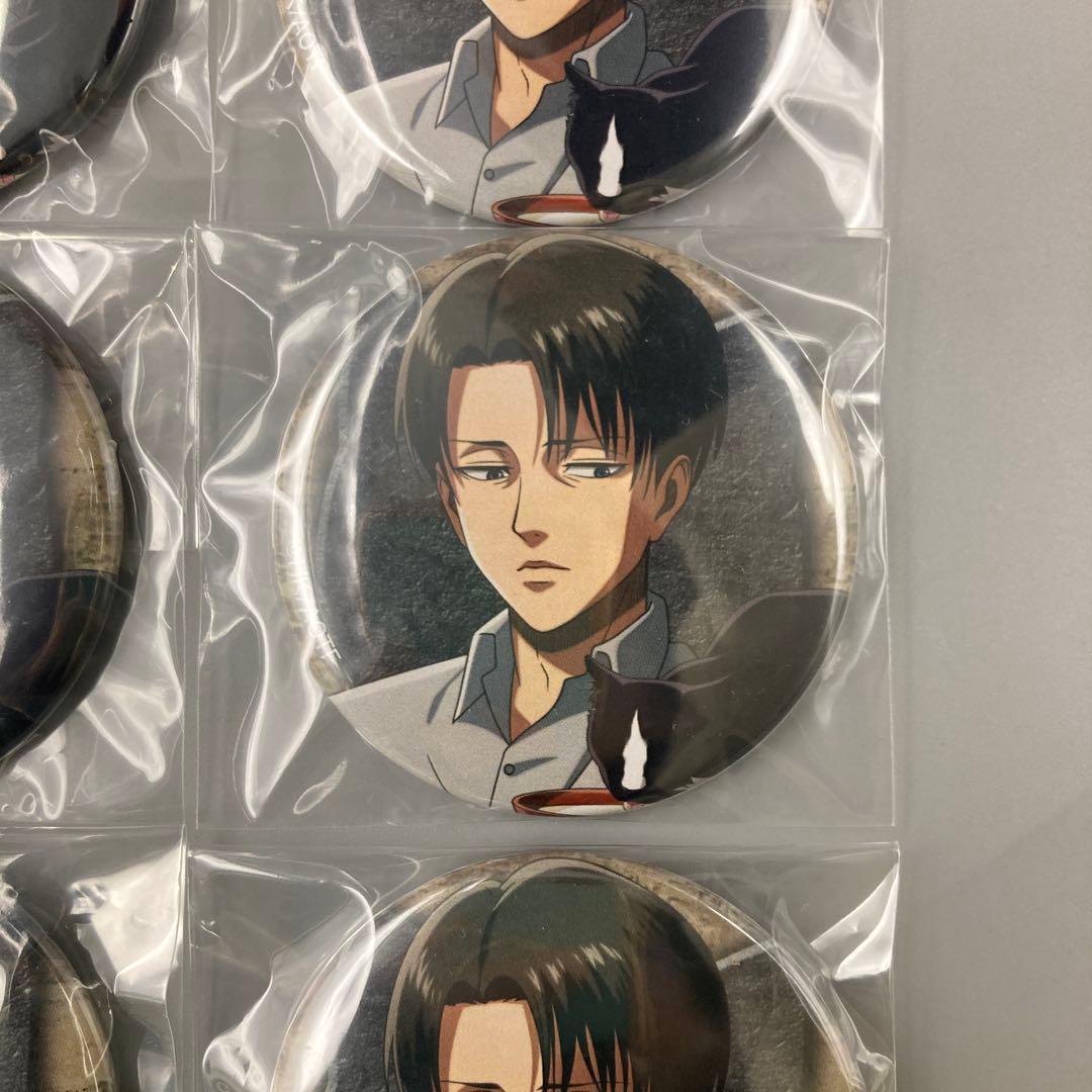 進撃の巨人 プリンセスカフェ 猫 リヴァイ 缶バッジ6個セット - メルカリ