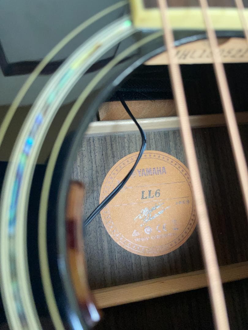 ヤマハ LL6 ARE Black L.R.Baggs LYRIC 搭載！