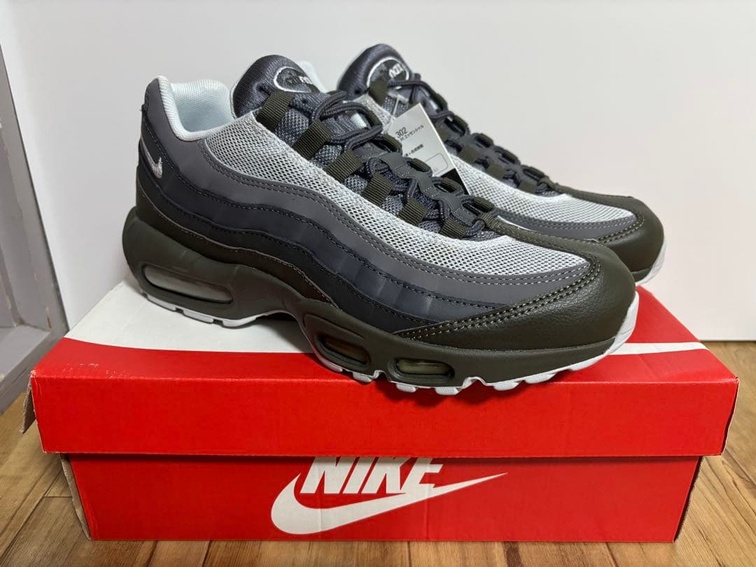 やまさん専用　NIKE AIR MAX 95 ESSENTIAL KARKI