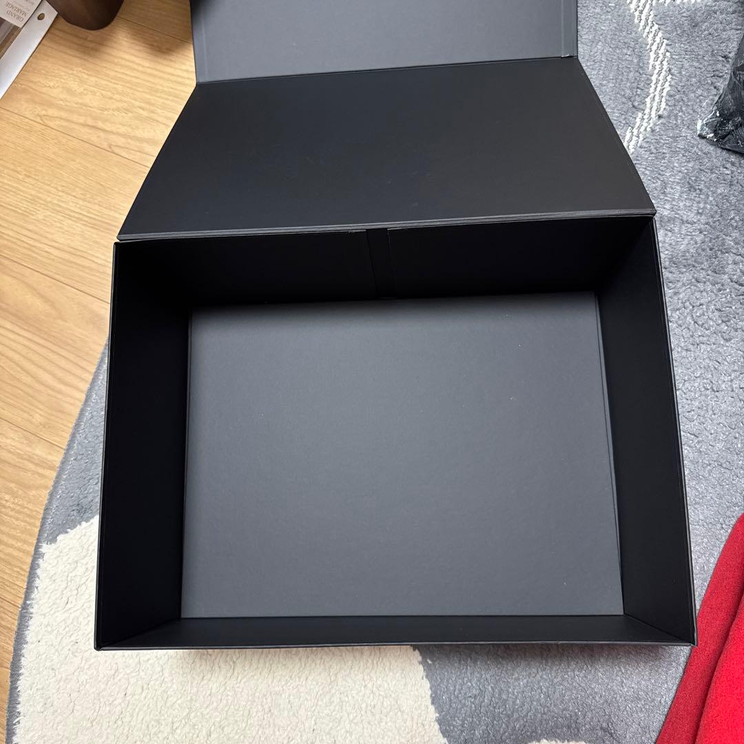CHANEL ギフトボックス 黒 - メルカリ