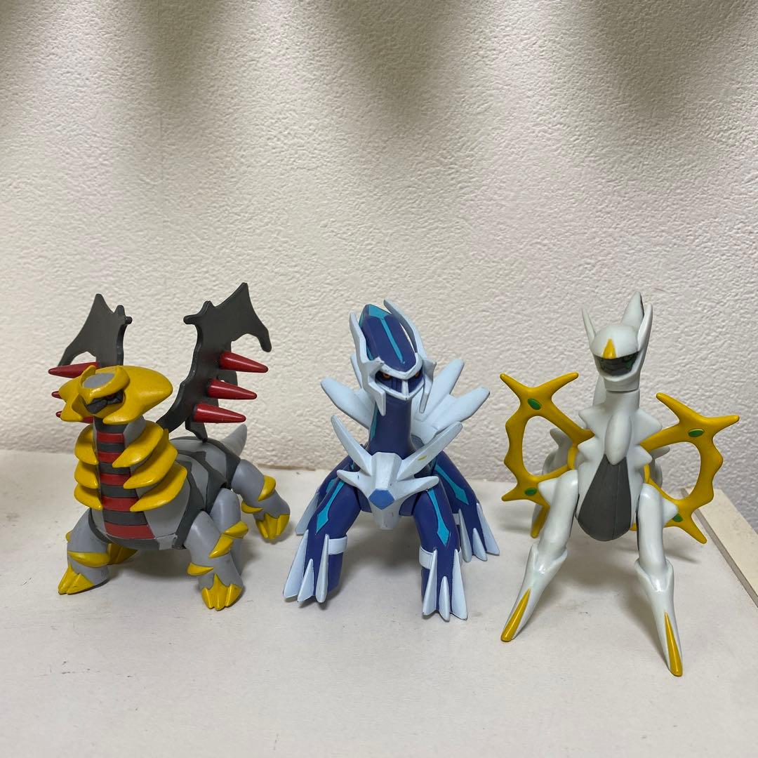 ポケモン フィギュア モンコレ ディアルガ アルセウス ギラティナ