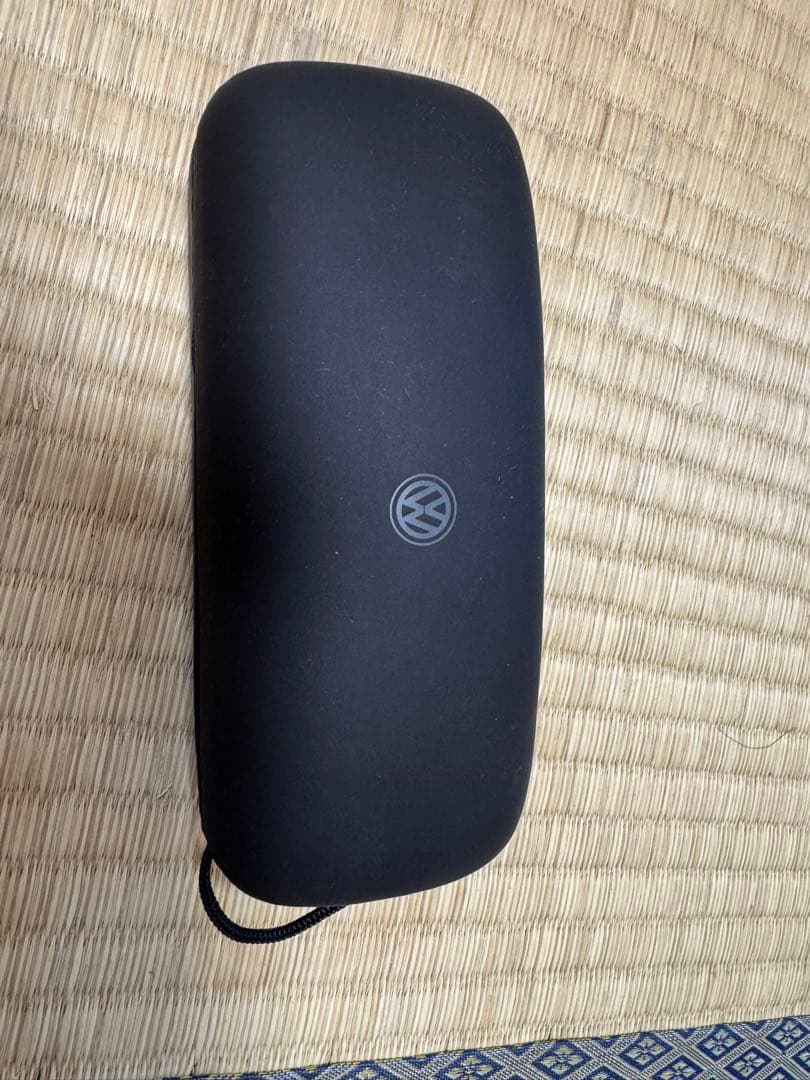 Volkswagen GTI サングラス ケース付き