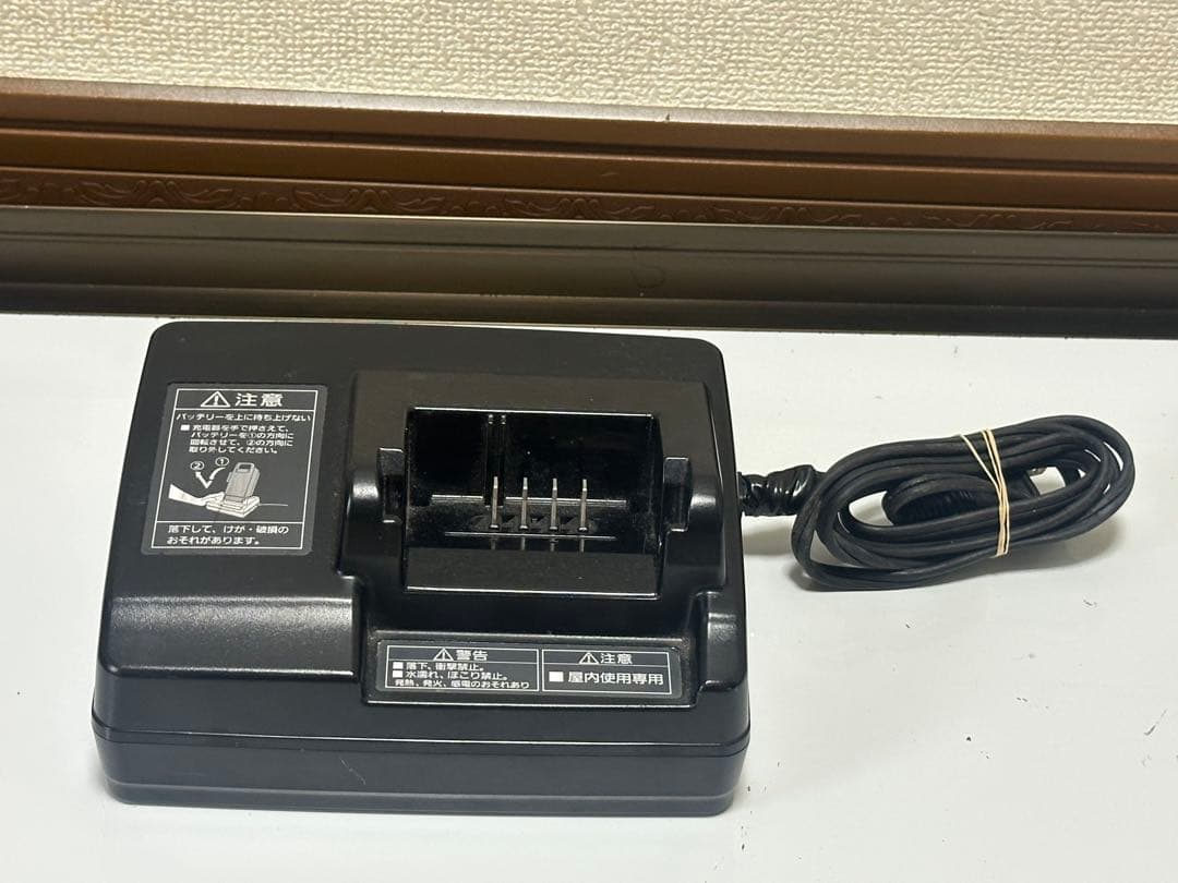 Panasonic NKJ073Z電動自転車用充電器 黒