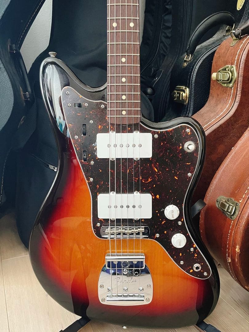 Fender Japan Classic 60s Jazzmaster生産終了品 Fender Made in Japan Traditional 60s Jazzmaster (3-Color Sunburst