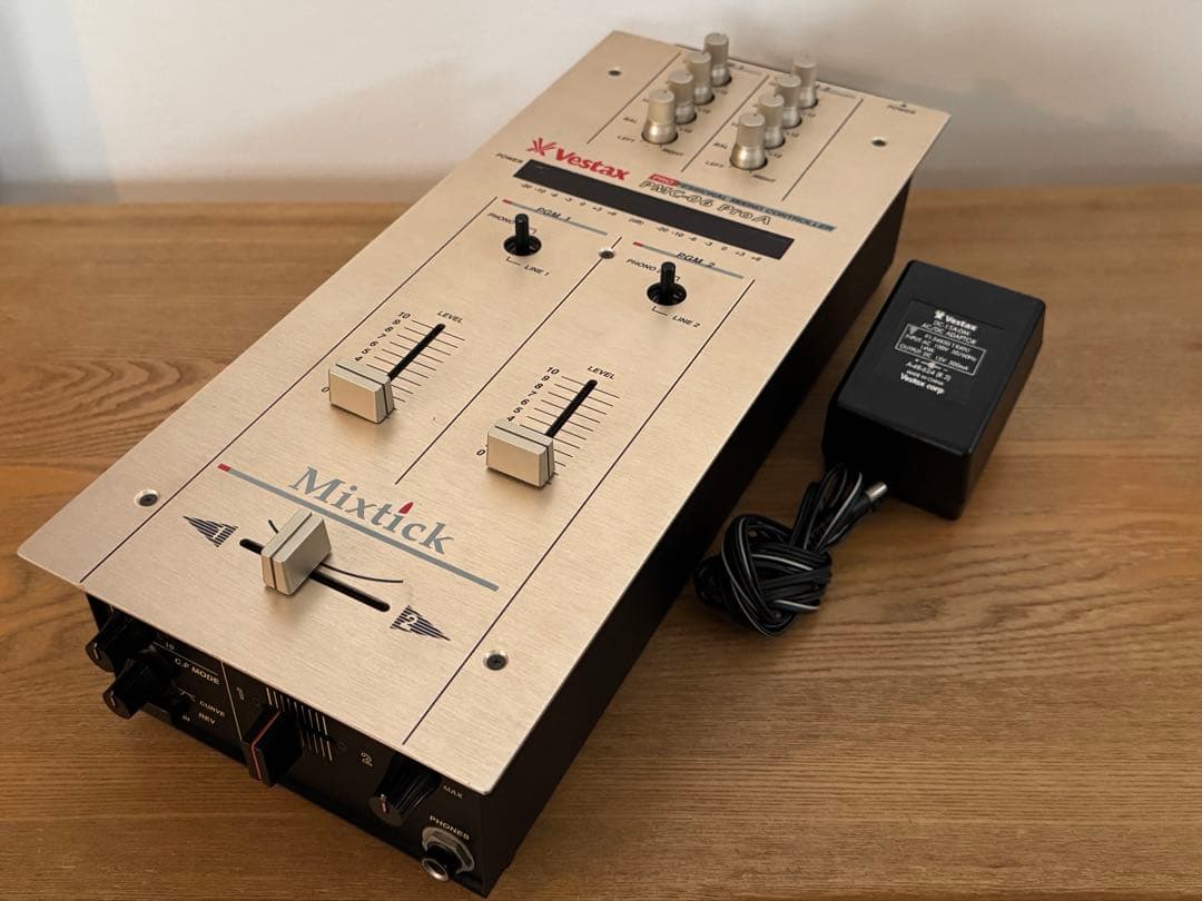 動作良好 Vestax 2ch DJミキサー PMC-06 Pro ベスタクス Vestax PMC-06 Pro D Samurai DJ Mixer Professional Mixing