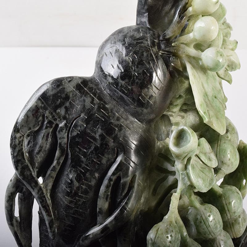 中国 玉石翡翠玉 果実彫 床飾 置物 重さ約1371g D R7574