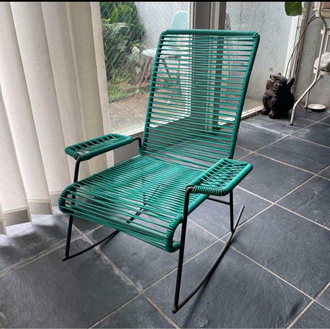 グリーンロッキングチェア アームレスト付き