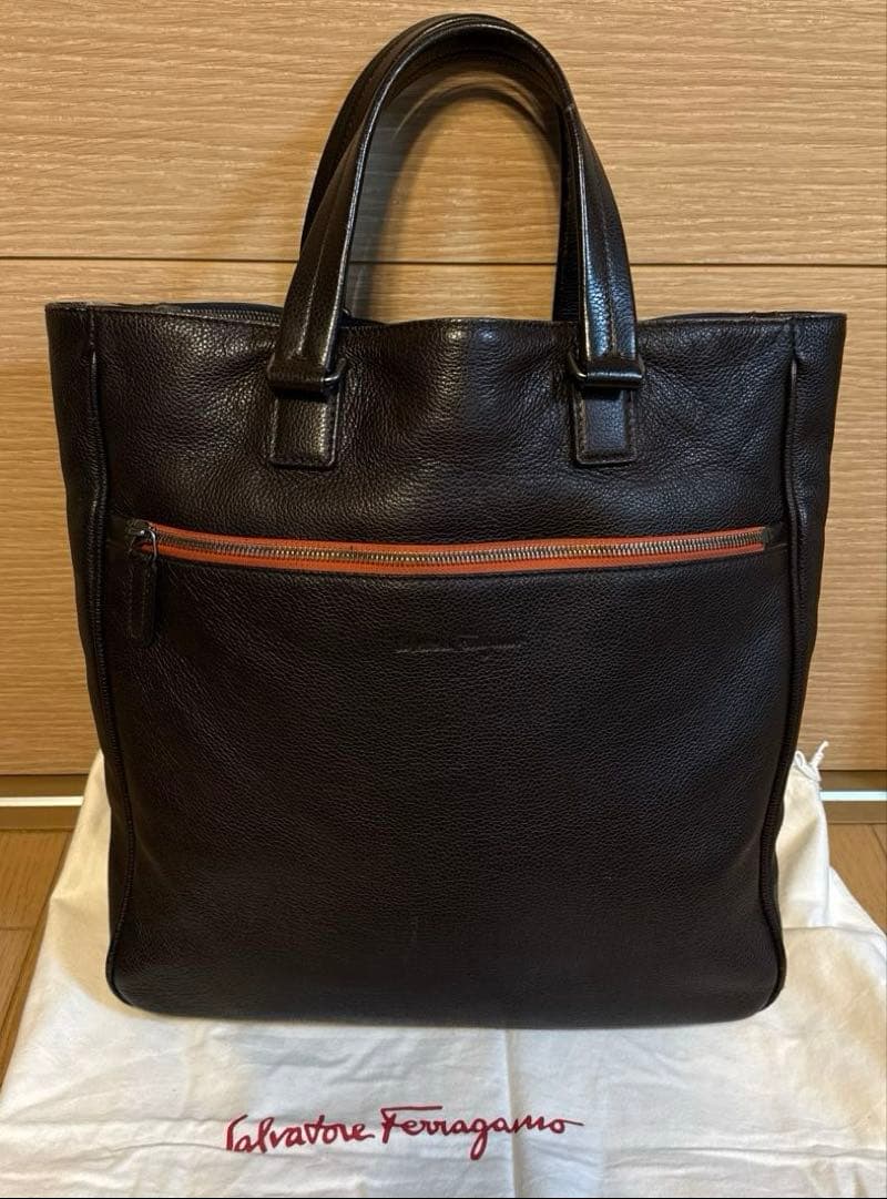 チャトラ) Salvatore Ferragamo トートバッグ