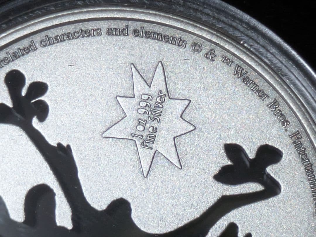 ルーニー・テューンズ ワイリーコヨーテ1オンス純銀 - メルカリ
