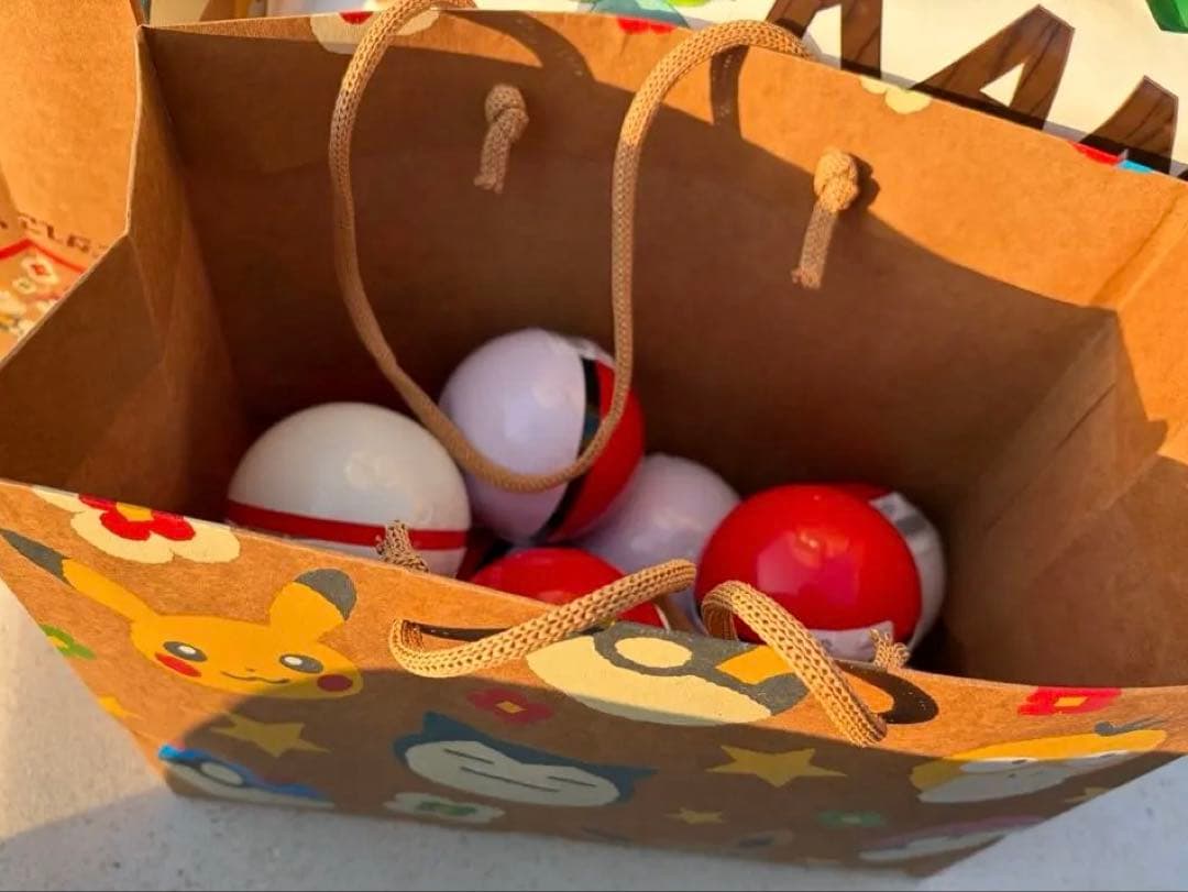 【新品未開封】ポケパーク　カントー　ピンバッジ10個セット＋プレミアボール