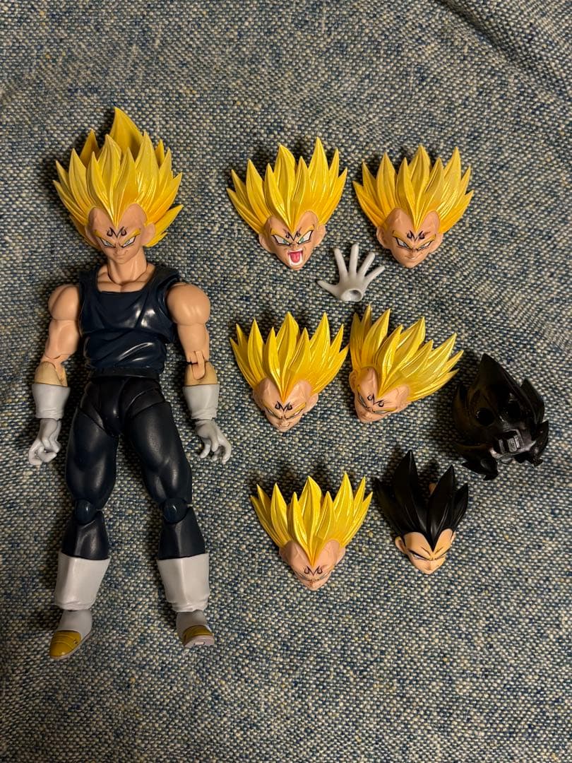 魔人ベジータ フィギュアーツ カスタムヘッド付き - メルカリ