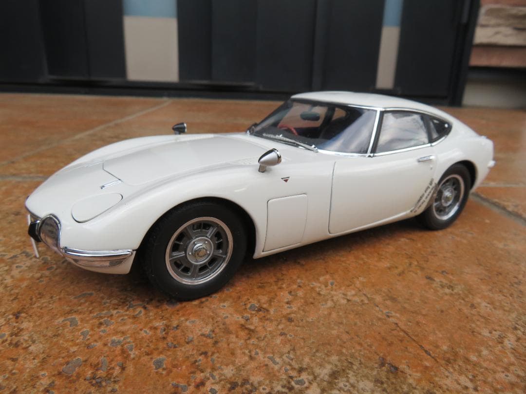 オートアート　1/18　トヨタ2000GT 楽天市場】オートアート 1/18 トヨタ 2000gtの通販