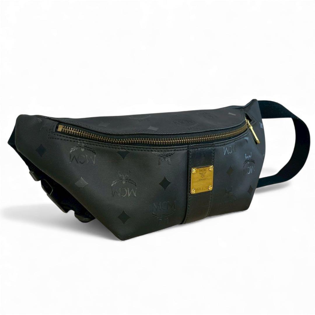 美品　MCM ボディバッグ　ヴィセトス柄　モノグラム　ブラック　ウエストバッグ