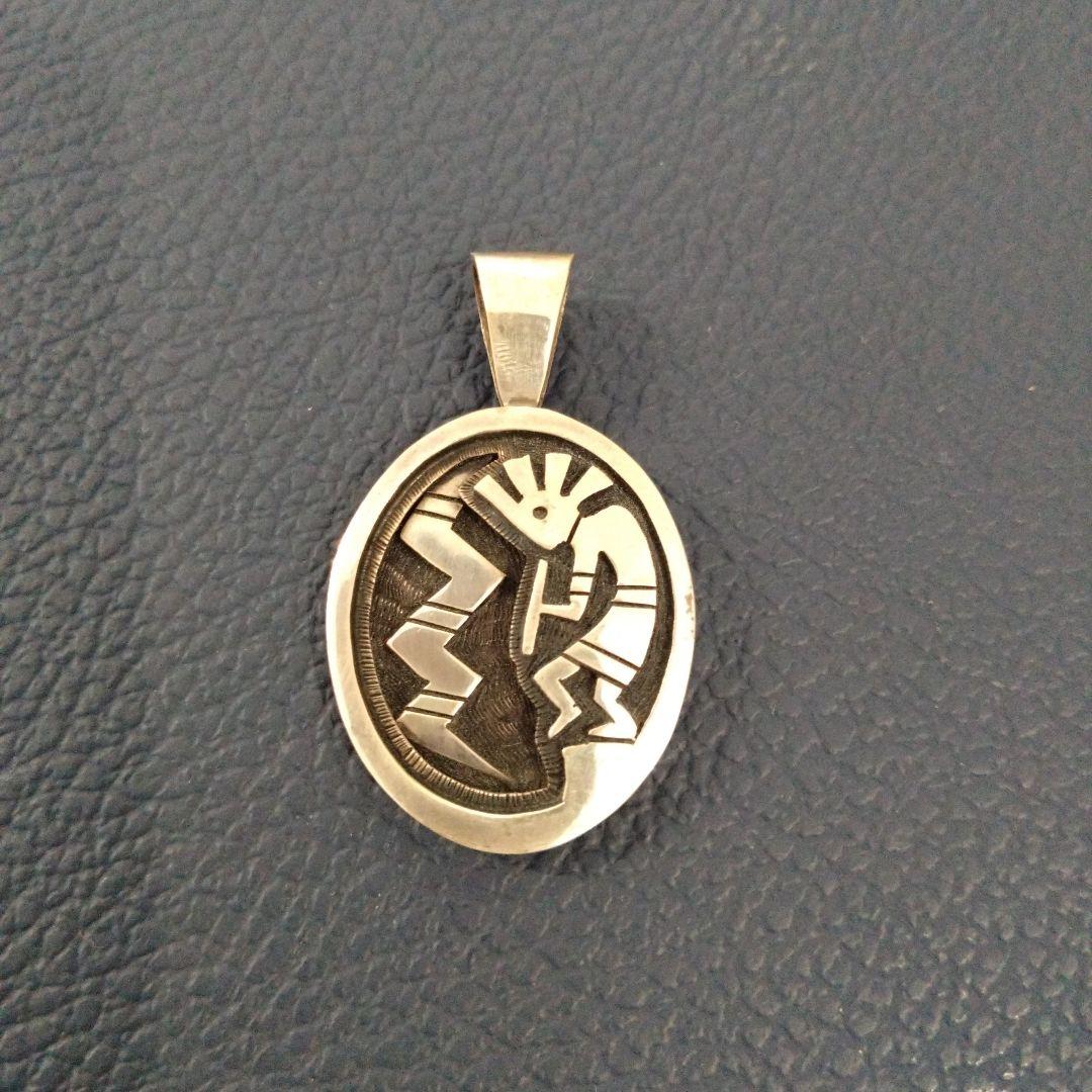 ココペリ　ペンダントトップ