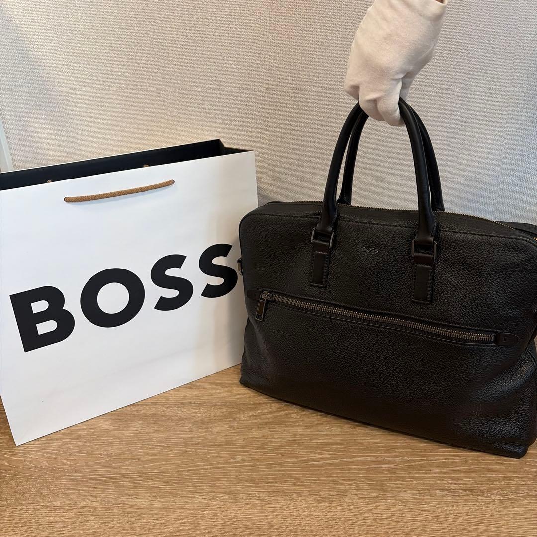 BOSS ビジネスバッグ ブラック レザー　ブリーフケース本革