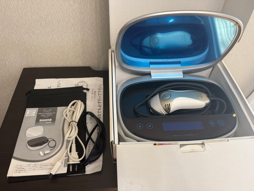 【残量99%以上】ケノン Ver 8.0 シャンパンゴールド 【箱傷みあり】