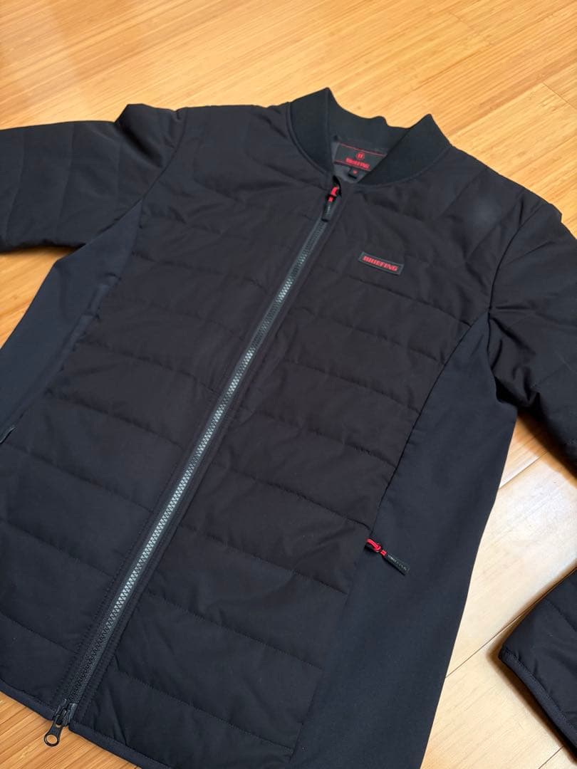 ブリーフィング　ゴルフ　中綿ジャケット　Mサイズ　BRG カラー　ブラック ブリーフィング ゴルフウェア 中綿ジャケット 秋 冬 BRG233M49 MS