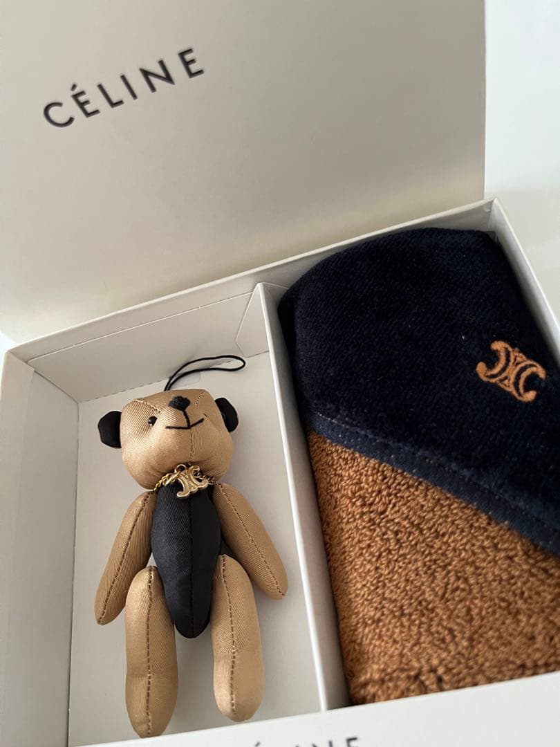 CELINN セリーヌ ストラップくま タオルハンカチ - メルカリ