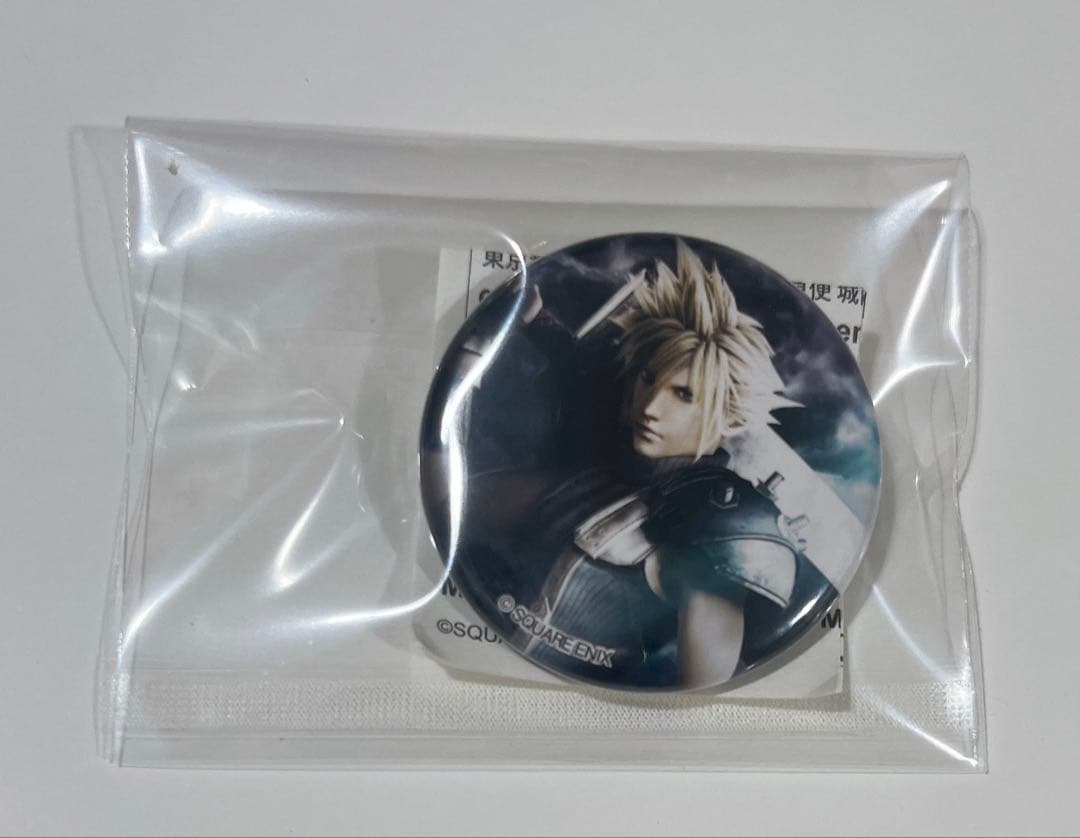 ファイナルファンタジー 7 FF7 缶バッジ 〖クラウド〗 - メルカリ