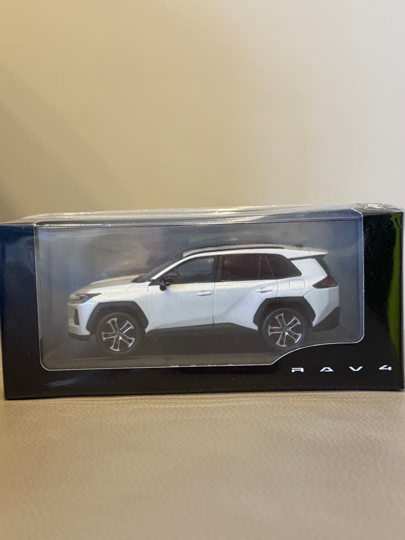 トヨタ新型ラブフォーミニカー　早い者勝ち