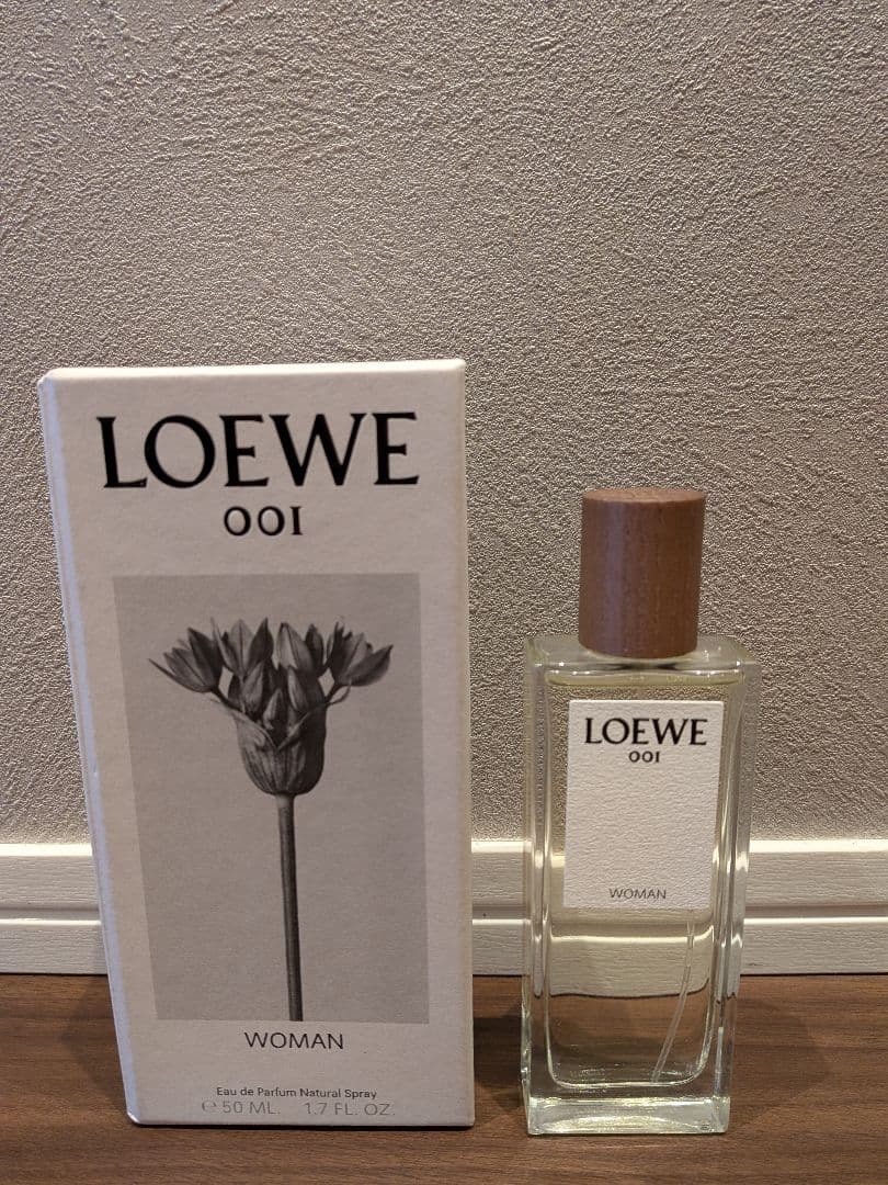 【美品・未使用】LOEWE 001 WOMAN 50ml