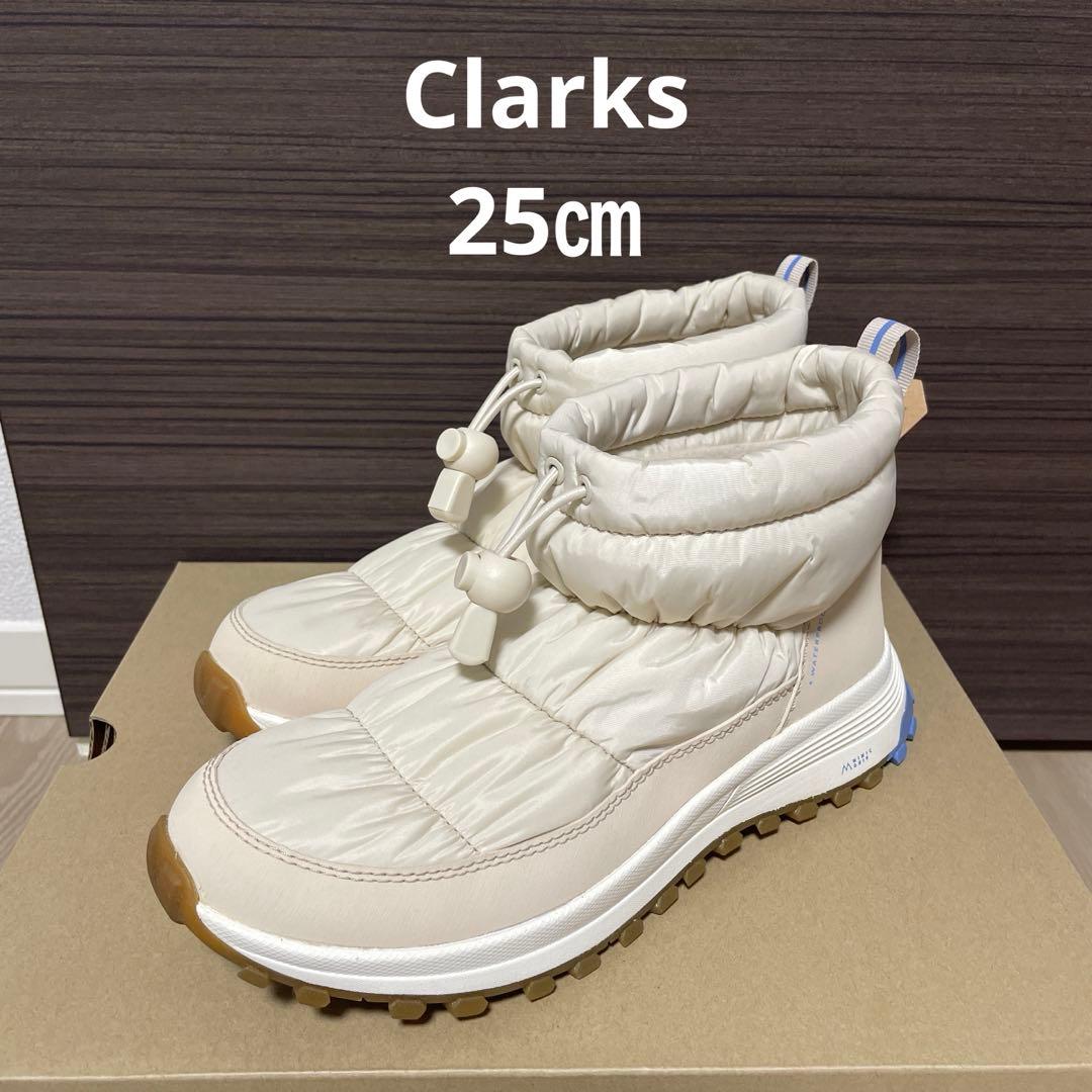 クラークス　 ATLトレックアイスウォータープルーフ アイボリー　ブーツ