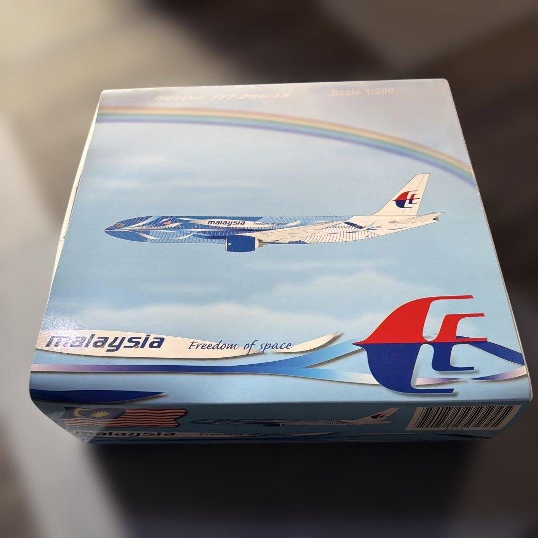 航空機・ヘリコプター Malaysia Airlines Boeing 777 1:200 Amazon.com: Flight Miniatures Malaysia 50th Anniversary. Boeing