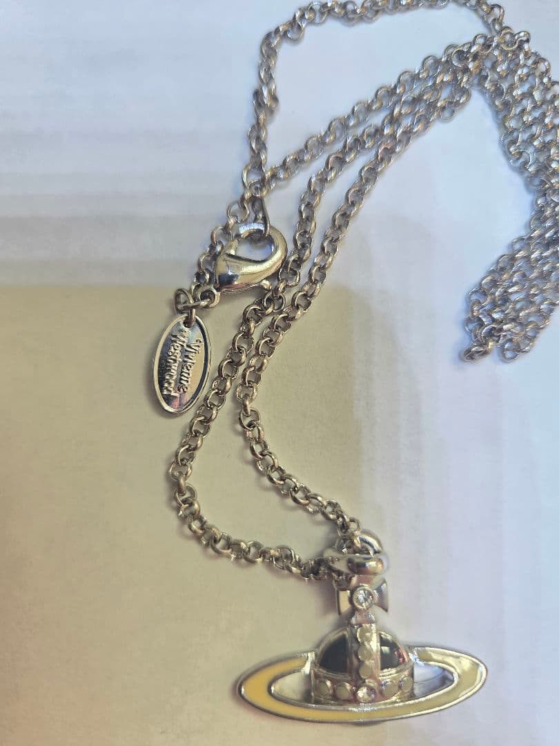 ヴィヴィアン　ネックレス