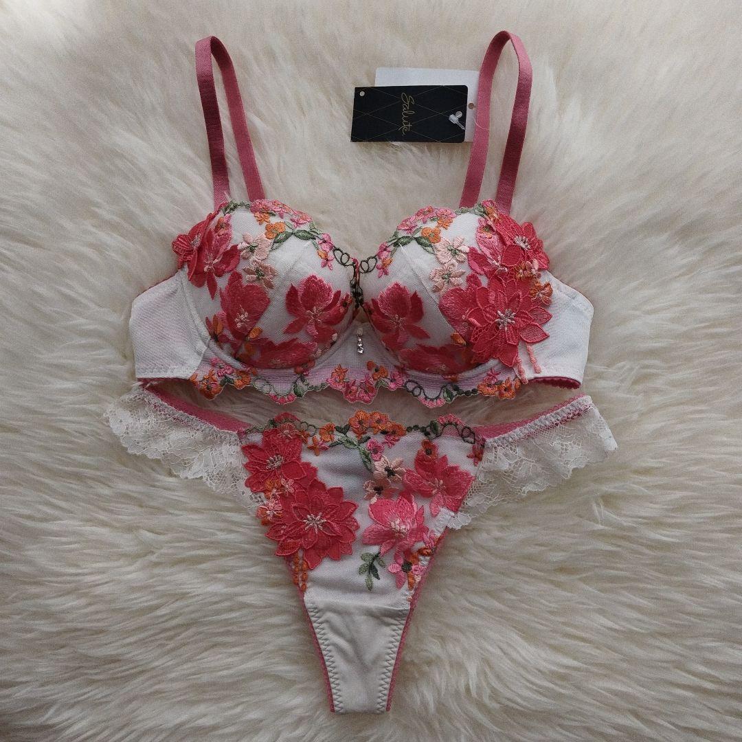 salute サルート 81G 81グループ　セット C70 L　 BE