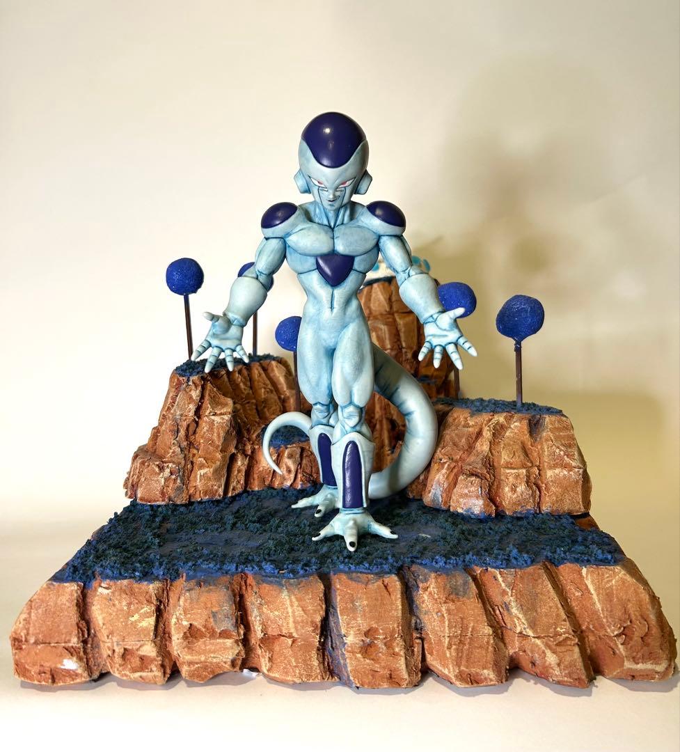 ドラゴンボール•リペイント出陣フリーザ +ナメック星・自作ジオラマ