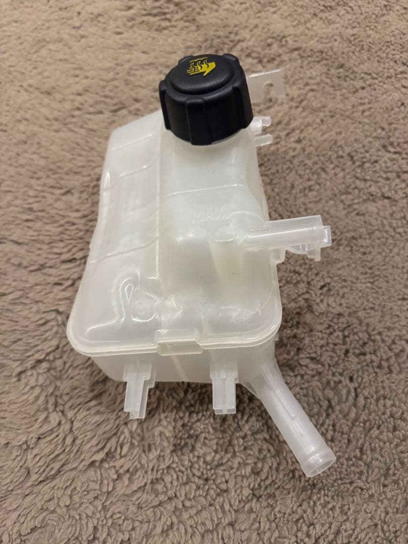 メガーヌ3 ラジエターサブタンク