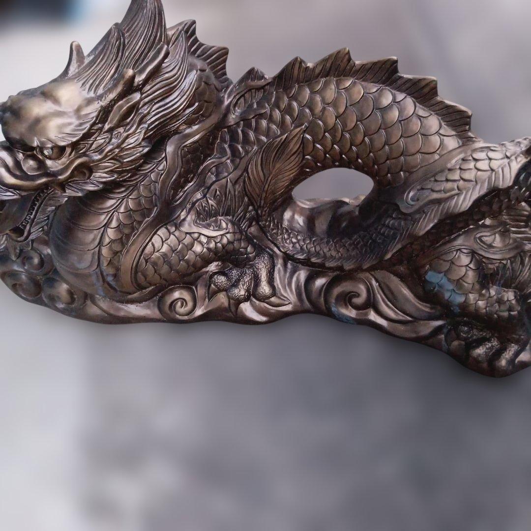 ブロンズ製ドラゴン彫刻