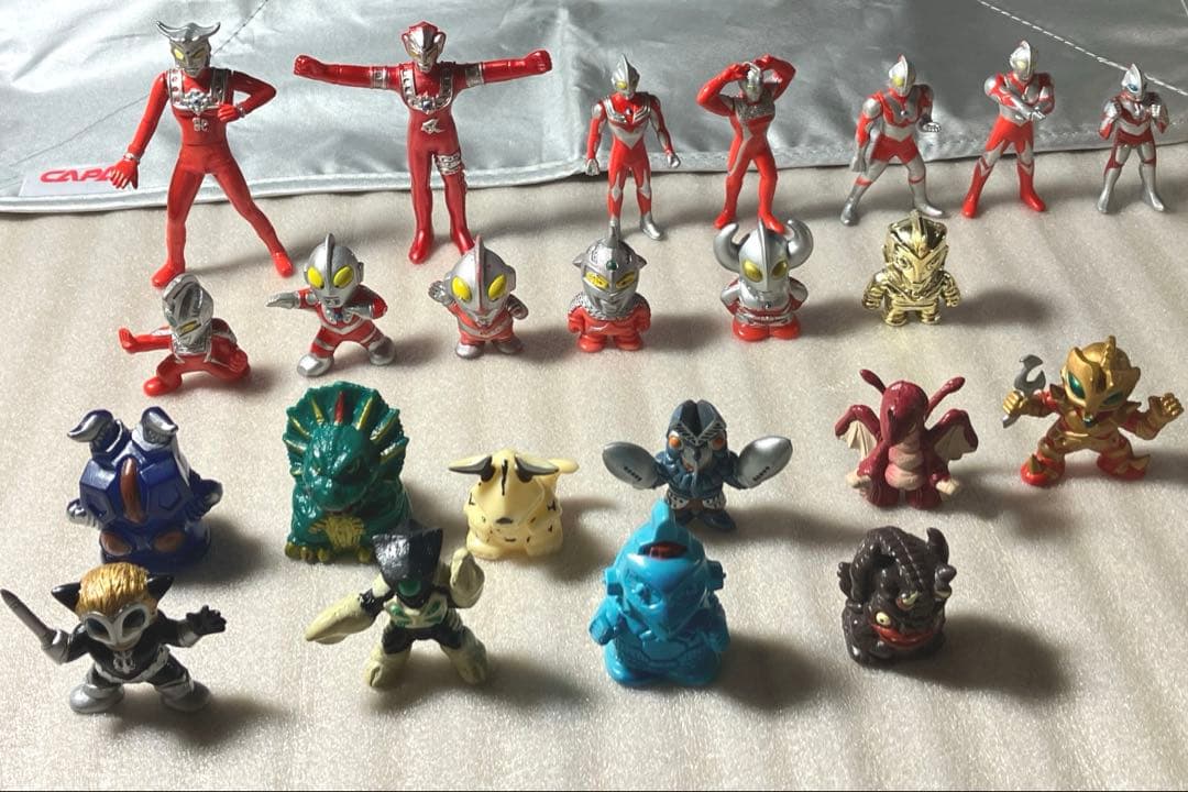 ウルトラマンシリーズ キャラクターフィギュア 23体セット まとめ売り