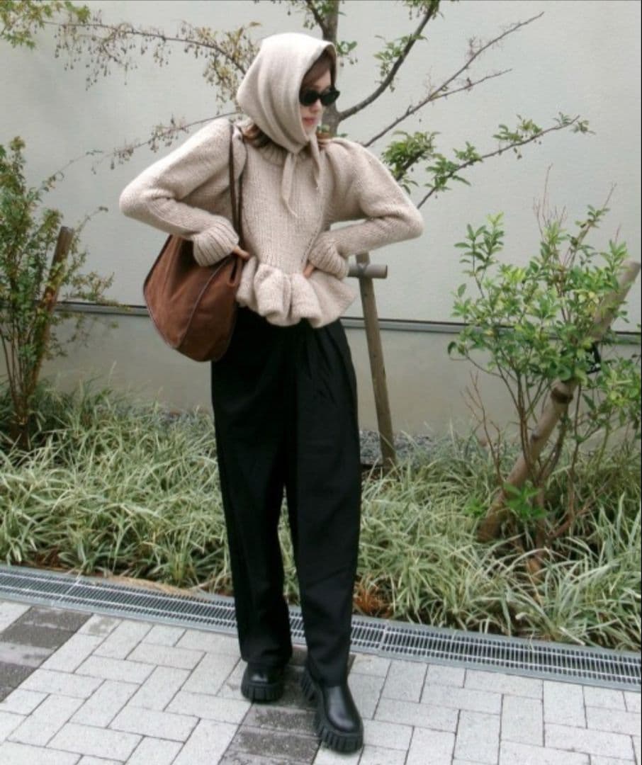 Donoban】ハンドメイドパフニット ベージュ - メルカリ