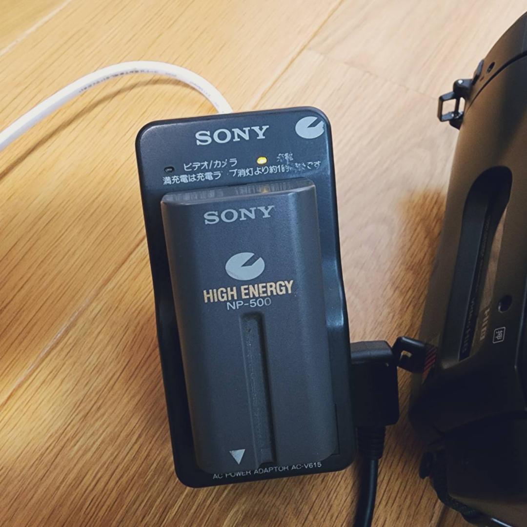 動作確認済】SONY 高画質 8ミリ Hi8 ビデオカメラ CCD-TR3 - メルカリ