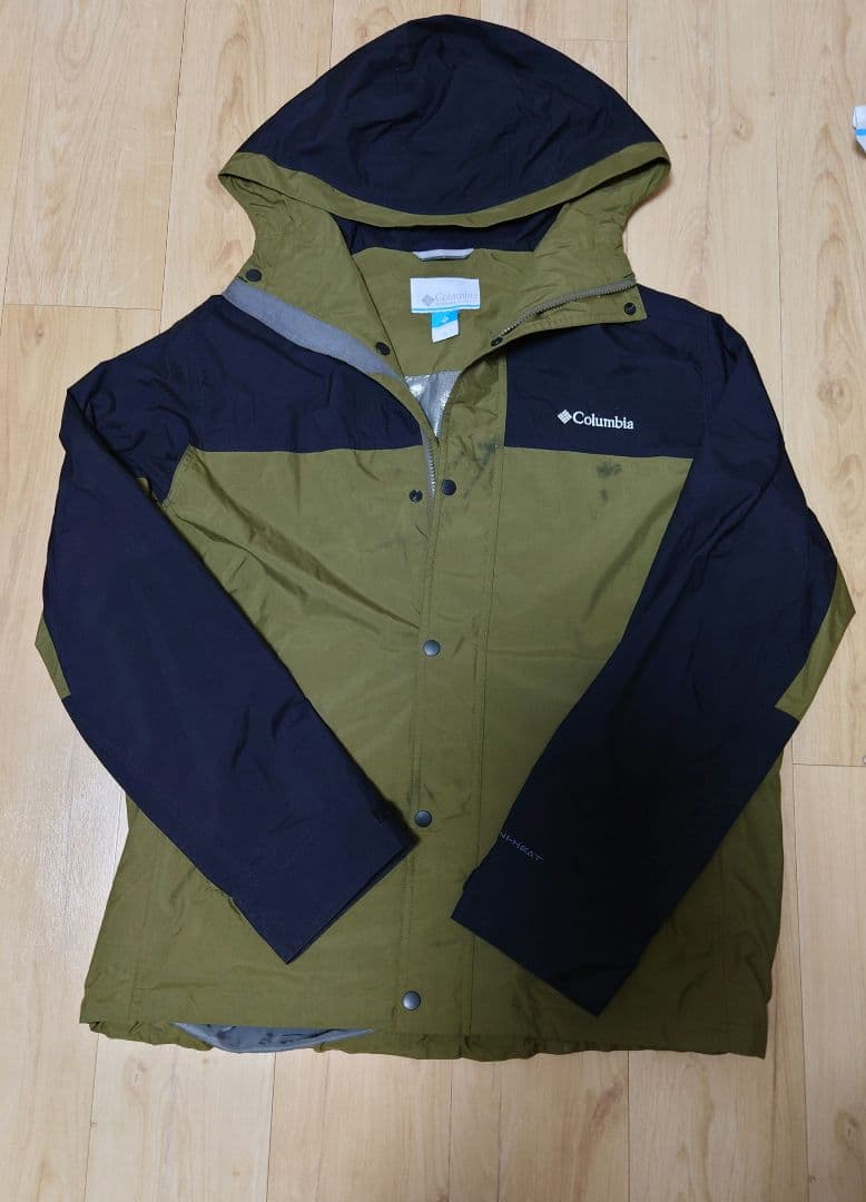 Columbia マウンテンパーカー オリーブグリーン/ブラック カーキー