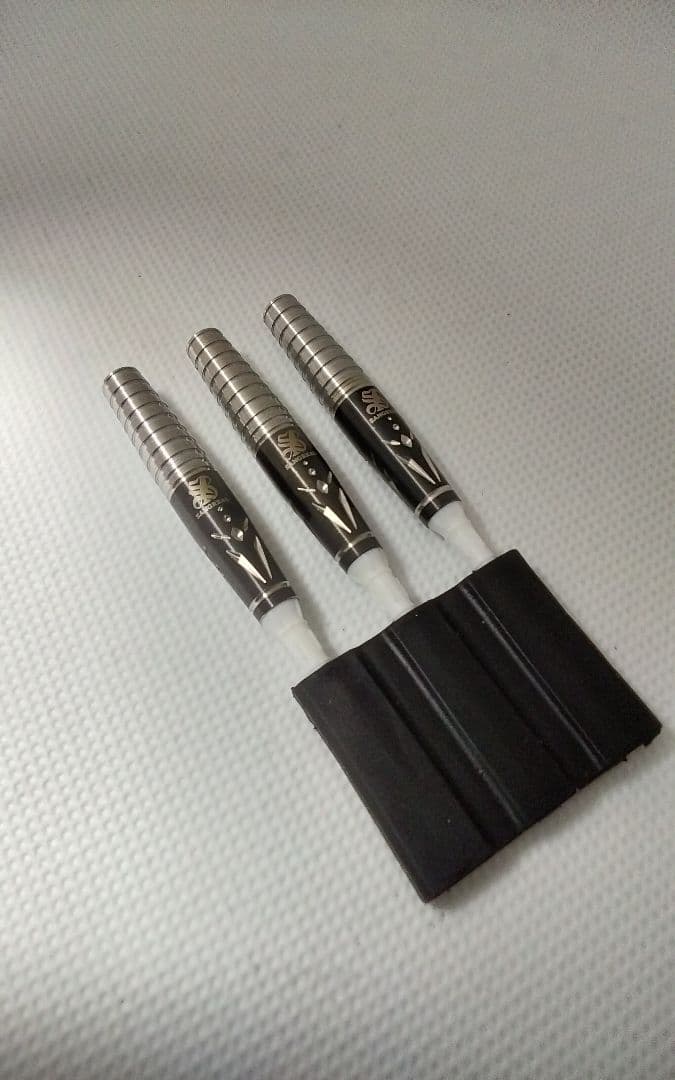 サングリアル!坂口優希恵!極美品!新品同品!付録未開封!ダーツセット