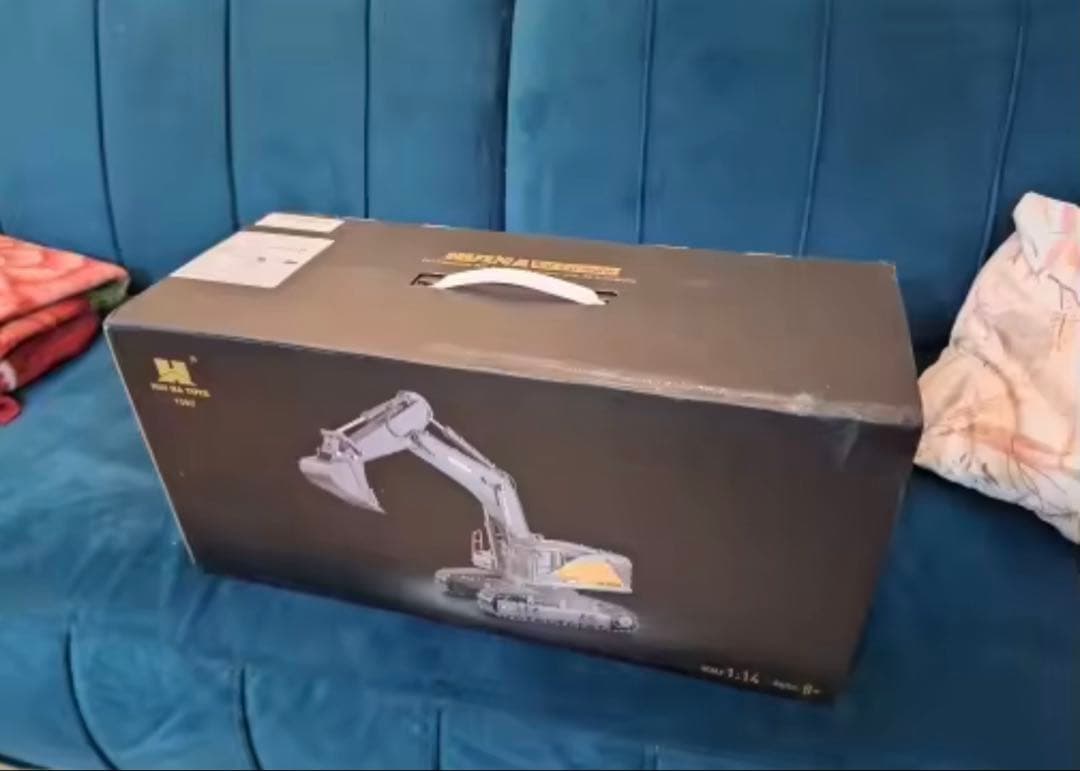 ホビーラジコン RC Excavator 1:14 Scale 22 Channels 2.4G